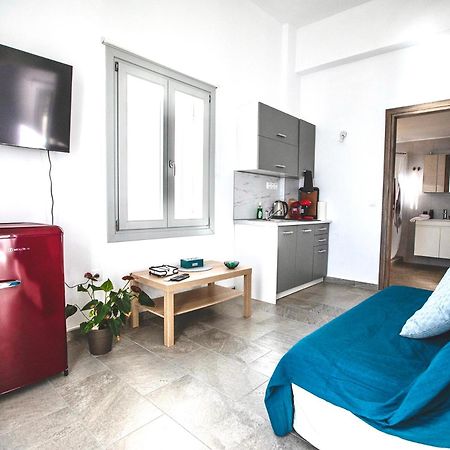 Seaside Serenade 1, Suite Ermoupoli Exterior photo