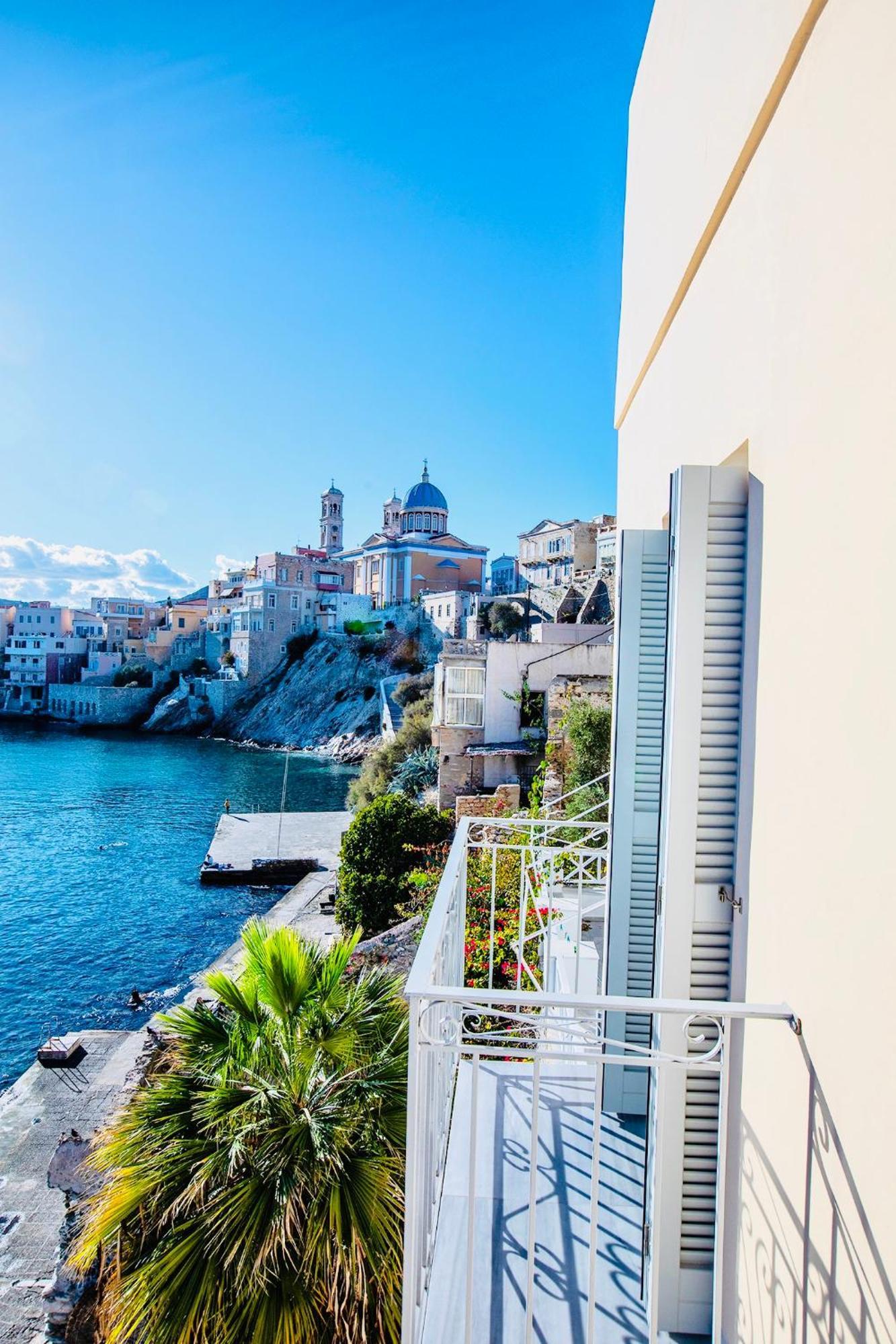 Seaside Serenade 1, Suite Ermoupoli Exterior photo