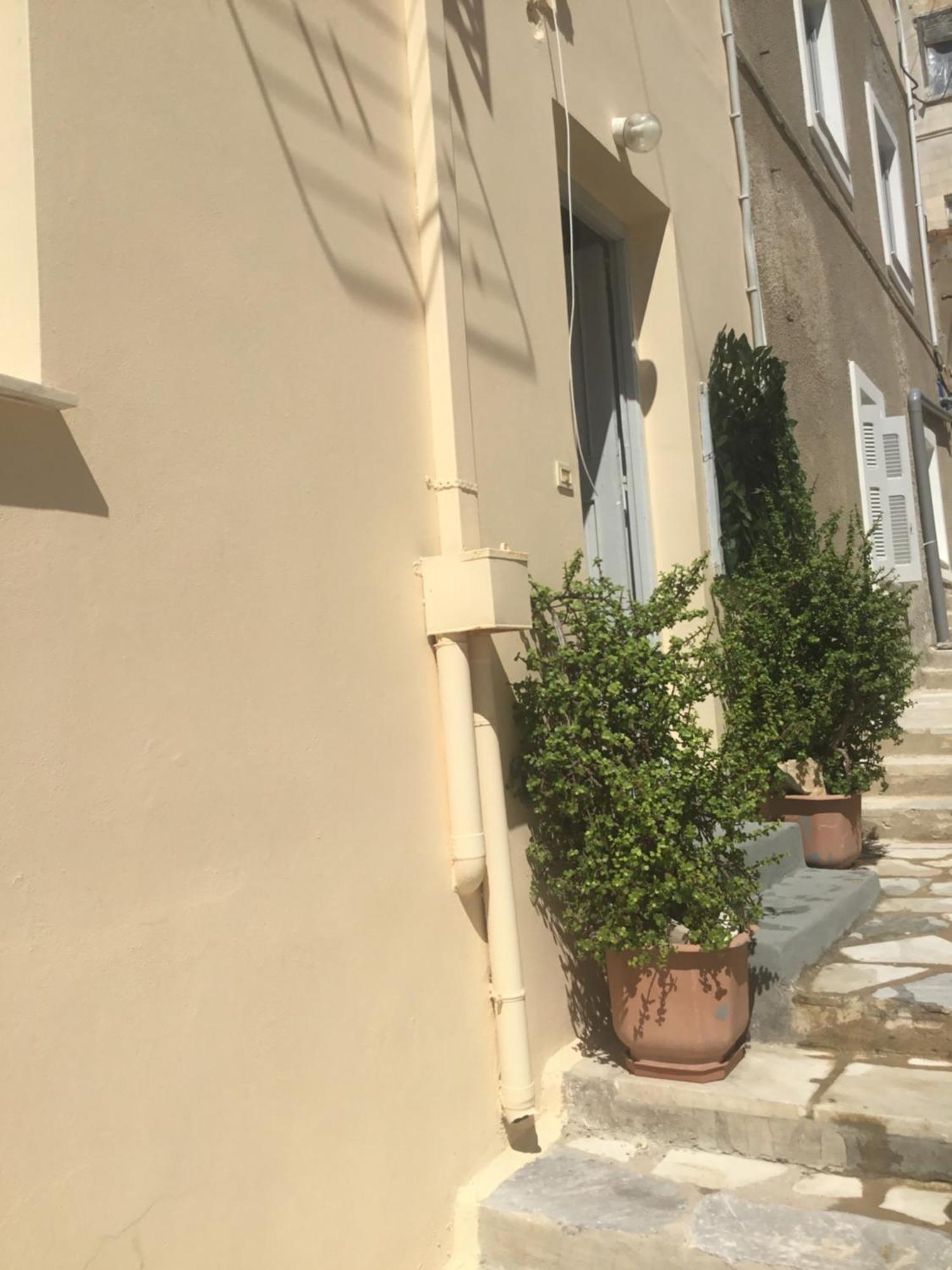 Seaside Serenade 1, Suite Ermoupoli Exterior photo